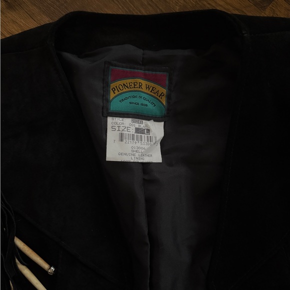 Vintage 70s PIONEER Black Leather Jacket with Fringe - Picture 5 of 6
